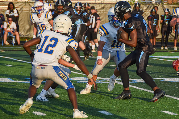 FHSvsMGM JVestalPhoto-016