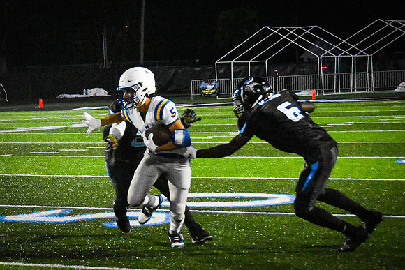 FHSvsMGM JVestalPhoto-146