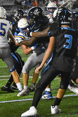 FHSvsMGM JVestalPhoto-210