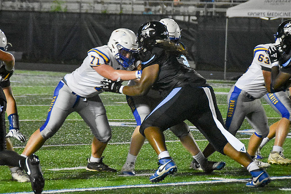 FHSvsMGM JVestalPhoto-215