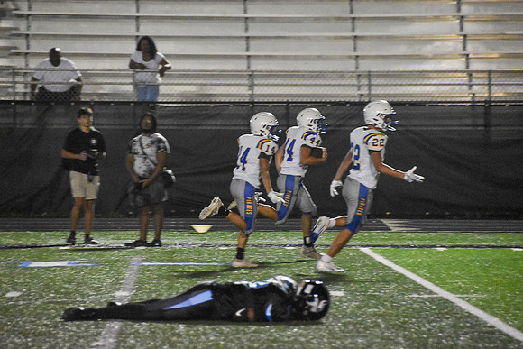 FHSvsMGM JVestalPhoto-228