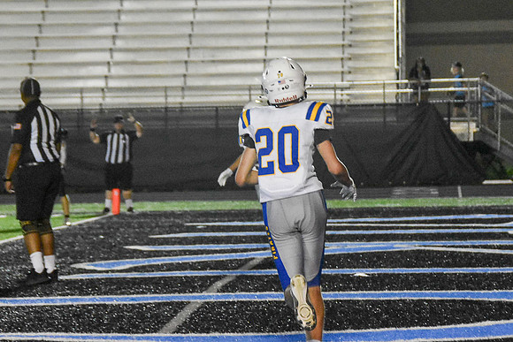 FHSvsMGM JVestalPhoto-241