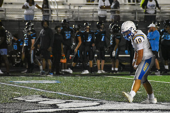 FHSvsMGM JVestalPhoto-251