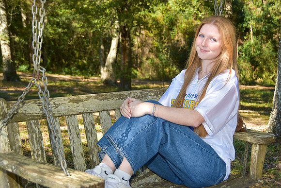 Abby Sr Pics J Vestal Photo-003