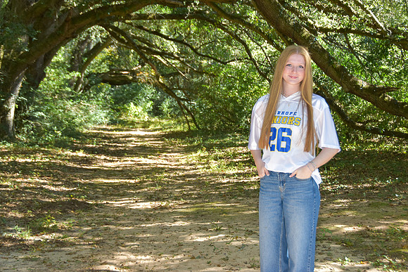 Abby Sr Pics J Vestal Photo-017