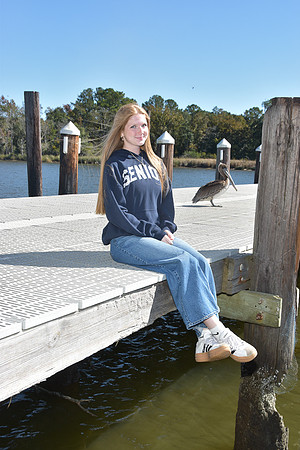 Abby Sr Pics J Vestal Photo-028